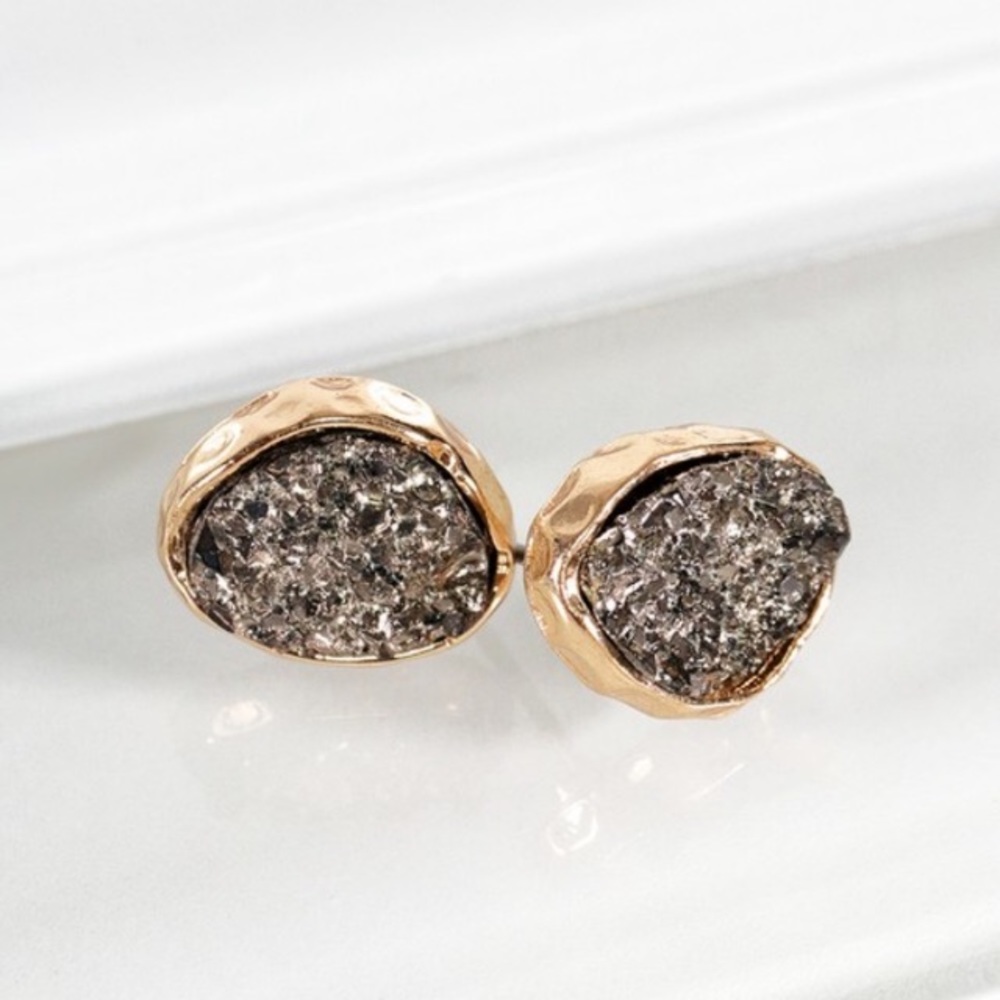 ❤️2x Host Pick❤️Druzy Earrings - Picture 5 of 5